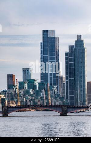 Skyline di Londra, Lambeth Bridge, costruzione. Foto Stock