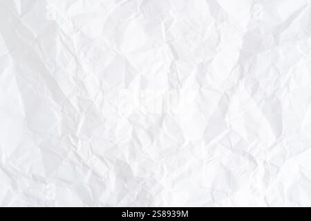 Sfondo bianco con trama di carta arricciata. Sfondo carta arricciata Foto Stock