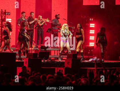 Vilnius, Lituania - 25 luglio 2024: La cantante britannica Rita ora si esibisce a Vilnius, Lituania. 25 luglio 2024 Foto Stock