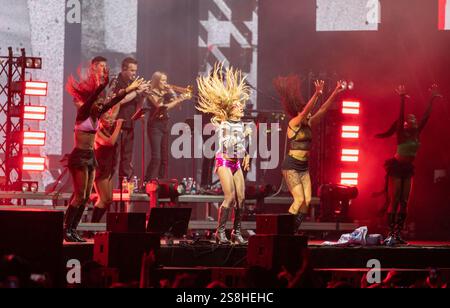 Vilnius, Lituania - 25 luglio 2024: La cantante britannica Rita ora si esibisce a Vilnius, Lituania. 25 luglio 2024 Foto Stock