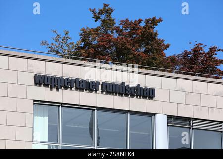 WUPPERTAL, GERMANIA - 19 SETTEMBRE 2020: Wuppertaler Rundschau ufficio editoriale di giornali pubblicitari a Wuppertal. Wuppertaler Rundschau fa parte di Foto Stock