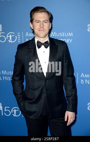 Alex Moffat partecipa agli arrivi per il Gala di beneficenza del Museo americano di storia naturale il 21 novembre 2019 a New York Foto Stock