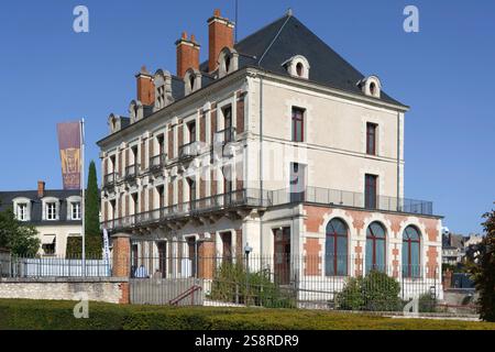 Francia, regione Centre-Val-de-Loire, dipartimento Loir-et-Cher, Blois, Place du Château, Robert-Houdin House of Magic, Foto Stock