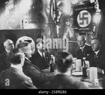 Fotografia di Adolf Hitler (1889-1945) nato in Austria, uomo politico tedesco che è stato il leader del partito nazista e il cancelliere della Germania. In data xx secolo Foto Stock