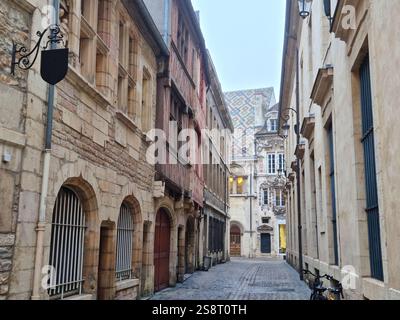 Antiche case in legno a Digione, Francia Foto Stock