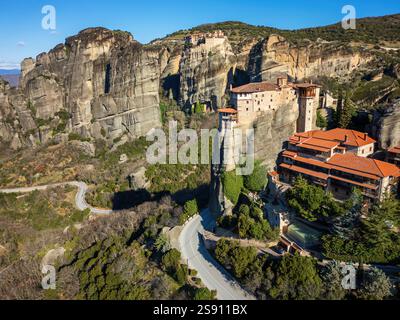 Vista aerea dell'antico monastero di Santa Barbara di Meteora Foto Stock