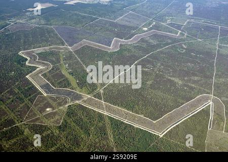 Vista aerea, Wittstock-Ruppiner Heide, Bombodrom, Armata Rossa, poligono di tiro, area di bombardamento, RDT, sviluppo turistico, zona, Bundeswehr, vista aerea, aeri Foto Stock
