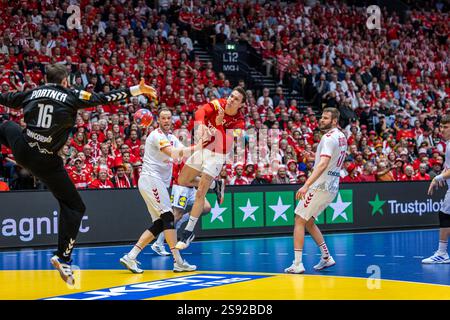 Herning, Danimarca. 23 gennaio 2025. Lasse Andersson (28) della Danimarca, visto durante la partita della Coppa del mondo di pallamano maschile IHF 2025 tra Danimarca e Svizzera a Jyske Bank Boxen a Herning. Foto Stock