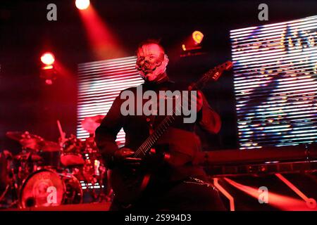 Ryan Sitkowski von der Band motionless in White bei einem Konzert in der Columbiahalle a Berlino, 24 anni. Gennaio 2025. Motionless in White Konzert Berlin *** Ryan Sitkowski della band Motionless in White in un concerto nella Columbiahalle di Berlino, 24 gennaio 2025 Motionless in White Concert Berlin Foto Stock