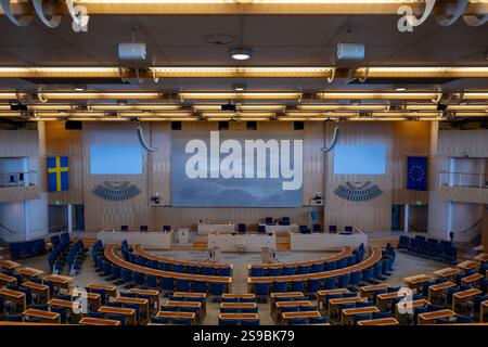 Stoccolma, Svezia - 5 agosto 2024: L'iconica sede del Parlamento di Stoccolma, Svezia, che presenta una splendida architettura e un significato storico. Foto Stock
