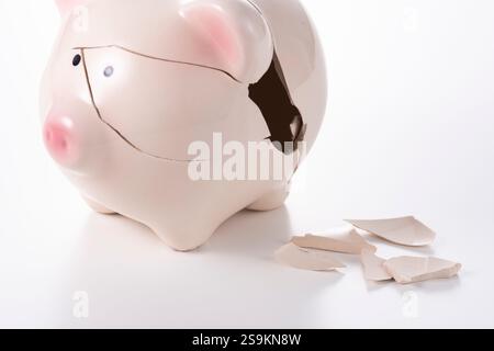 Rotto salvadanaio Foto Stock