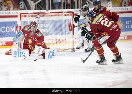 PSD Bank Dome, Duesseldorf, Renania settentrionale-Vestfalia, Henrik Haukeland (Duesseldorfer EG, #40), PENNY DEL, Duesseldorfer EG- Koelner Haie su 24.01.2025 Foto Stock