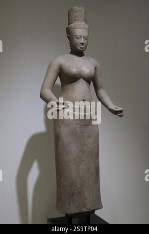 Lakshmi. Dea indù. Statua datata circa 800-850. Stile Kulen. Cambogia. Arenaria. Museo d'arte di Denver. Denver, Colorado, Stati Uniti. Foto Stock