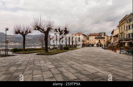 Italia. Regione Piemonte. Nel paese di Orta San Giulio (Lago d'Orta). Il lago d'Orta è uno dei più grandi laghi glaciali dell'Italia settentrionale. Si trova Foto Stock