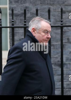 Londra, Regno Unito. 28 gennaio 2025. Sir Alan Campbell deputato, Segretario parlamentare al Tesoro (Chief Whip) parte dopo la riunione del Gabinetto al numero 10 di Downing Street. Crediti: Uwe Deffner/Alamy Live News Foto Stock