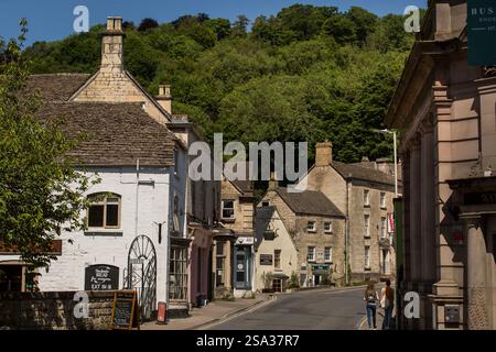 Nailsworth è una città e parrocchia civile nel distretto di Stroud nel Gloucestershire, Inghilterra Foto Stock