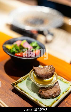 Manzo giapponese Kobe servito al ristorante Foto Stock