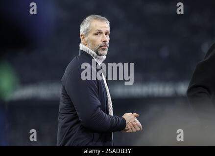 ABD0162 20250129 - KLAGENFURT - Österreich: Allenatore Marco Rose (RB Leipzig) während der Champions League Begegnung/Ligaphase/8. Runde zwischen SK Puntigamer Sturm Graz und RB Leipzig am Mittwoch, 29. Jänner 2025, im Wörthersee Stadion di Klagenfurt. - FOTO: APA/ERWIN SCHERIAU - 20250129 PD10282 credito: APA-PictureDesk/Alamy Live News Foto Stock