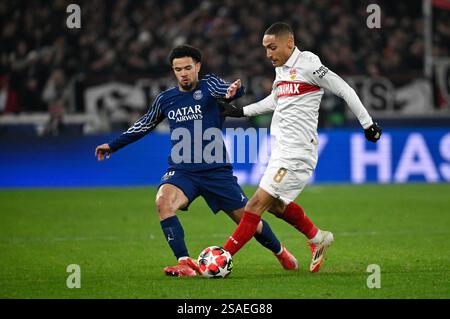 Zweikampf, Aktion Warren Zaire-Emery FC Paris Saint-Germain PSG (33) gegen Enzo Millot VfB Stoccarda (08) VfB Stoccarda vs. Paris St. Germain, Fussball, UEFA Champions League, Spieltag 8, Saison 2024/2025, 29.01.2025 foto: Eibner-Pressefoto/Michael Weber Foto Stock