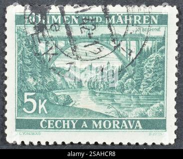 Francobollo cancellato stampato da Germania, Boemia e Moravia, che mostra Beching - Bechyně, circa 1940. Foto Stock