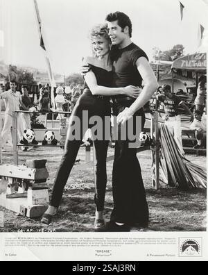 Grease (Paramount, 1978), John Travolta "Danny Zuko" e Olivia Newton-John "Sandy Olsson" Foto Stock