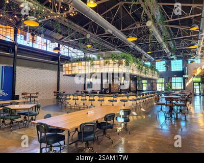 Moderno ristorante industriale con bar verde nella vista del Franklin Eye Level Foto Stock