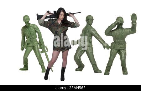 Bella giovane soldato con un fucile M16 Foto Stock