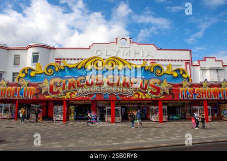 Essex, Regno Unito - 30 maggio 2024: Sala giochi sul lungomare di Southend-on-Sea, Essex, Regno Unito. Foto Stock