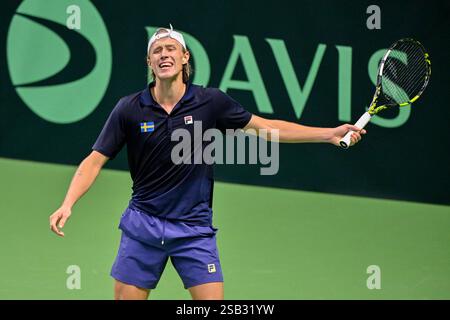 Stoccolma, Svezia. 31 gennaio 2025. STOCCOLMA, SVEZIA 20250131 il svedese Leo Borg nella partita di tennis singolo contro Aleksandar Vukic nella partita di Coppa Davis tra Svezia e Australia alla Royal Tennis Hall di Stoccolma, Svezia, gennaio 31 2025. Foto: Jonas Ekströmer/TT/codice 10030 credito: TT News Agency/Alamy Live News Foto Stock