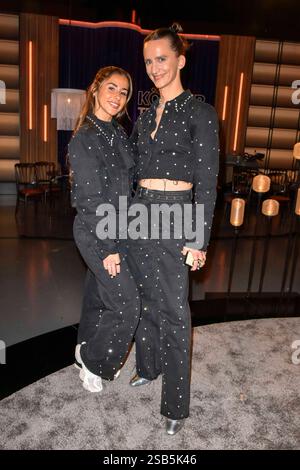 Sarah Engels, Gazelle Vollhase zu Gast bei der WDR Talkshow Koelner Treff aus dem Studio Boecklemuend am 31.Januar 2025 in Koeln NRW Deutschland *** Sarah Engels, Gazelle Vollhase come ospite del talk show WDR Koelner Treff dallo Studio Boecklemuend il 31 gennaio 2025 a Colonia NRW Germania Foto Stock