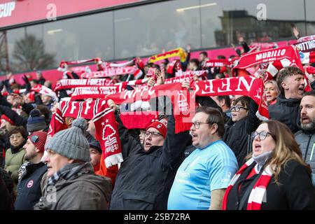 Nottingham, Regno Unito. 1 febbraio 2025. Tifosi del Nottingham Forest durante la partita di Nottingham Forest FC contro Brighton & Hove Albion FC English Premier League al City Ground, Nottingham, Inghilterra, Regno Unito il 1° febbraio 2025 Credit: Lee Keuneke/Every Second Media Credit: Every Second Media/Alamy Live News Foto Stock