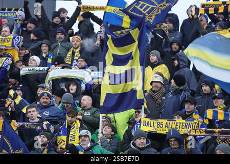 1 febbraio 2025; Stadio Brianteo, Monza, Italia, calcio di serie A, Monza contro Hellas Verona; Hellas Verona’fan Foto Stock