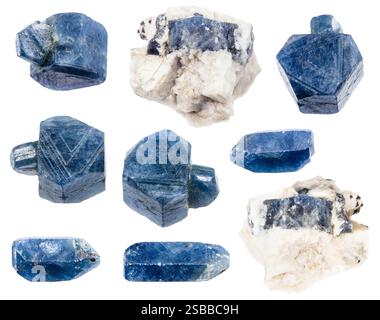 set di vari campioni di minerali zaffiro grezzi isolati su sfondo bianco Foto Stock