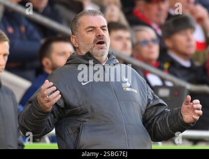 Londra, Regno Unito. 2 febbraio 2025. Brentford contro Tottenham Hotspur - Premier League - Gtech Community Stadium. Ange Postecoglou, manager del Tottenham. Crediti immagine: Mark Pain / Alamy Live News Foto Stock