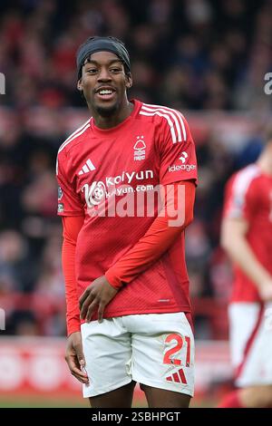 Nottingham, Regno Unito. 1 febbraio 2025. Nottingham, Inghilterra, 1 febbraio 2024: Anthony Elanga del Nottingham Forest durante la partita di calcio di Premier League 2024/25 tra il Nottingham Forest FC e il Brighton & Hove Albion FC al City Ground di Nottingham, Inghilterra. (Paul Bonser/SPP) credito: SPP Sport Press Photo. /Alamy Live News Foto Stock