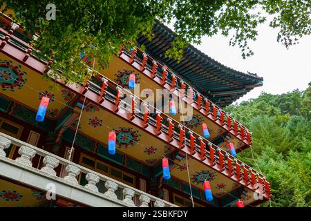 Dettagli del Monastero di Guinsa e del Tempio nella Contea di Danyang, Corea del Sud Foto Stock