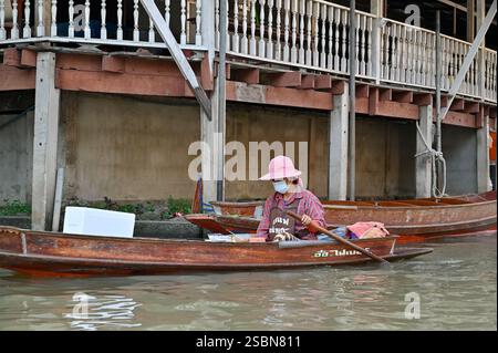 Damneon Sudak, Klong ta Lung, mercato galleggiante, Bangkok, Thailandia Foto Stock