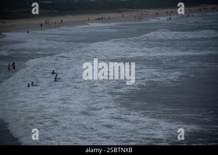 Gamboa Beach sulla costa di Santa Catarina nel sud del Brasile. Foto Stock