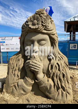 Concorso ed esposizione di sculture di sabbia di qualità Foods 2023, Parksville Beach Festival, Parksville Community Park, Vancouver Island, British Columbia, Canada Foto Stock