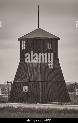 Torre di guardia nell'ex campo di concentramento di Majdanek, Lublino, Polonia, Polonia, Europa Foto Stock