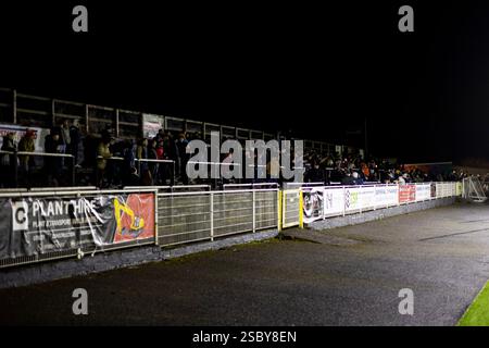 Merthyr Town contro Basingstoke Town nella Southern League Premier Division South a Penydarren Park il 4 febbraio 2025. Foto Stock