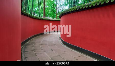Percorso della parete rossa del Tempio di Wuhou a Chengdu, Sichuan, Cina Foto Stock