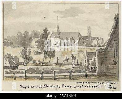 Gezicht op de daken van de kapel en andere gebouwen van Het Duitse Huis te Utrecht met rechts op de achtergrond de Domtoren. Foto Stock