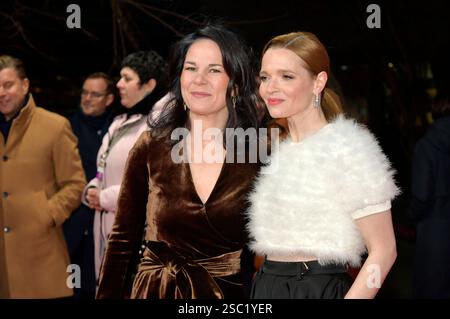 Annalena Baerbock und Karoline Herfurth bei der Premiere des Kinofilms Wunderschöner im Zoo Palast. Berlino, 04.02.2025 *** Annalena Baerbock e Karoline Herfurth alla prima del film Wunderschöner allo Zoo Palast Berlin, 04 02 2025 foto:XM.xBehrensx/xFuturexImagex wunderschoener 5269 Foto Stock