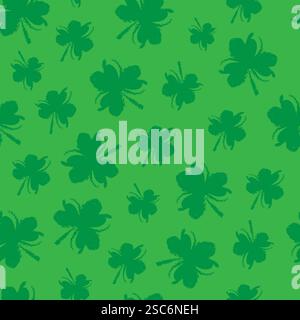 Lo sfondo perfetto per il giorno di San Patrizio. Motivo verde gesso shamrock, sfondo del giorno di San Patrizio. Illustrazione disegnata a mano. Illustrazione Vettoriale