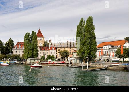 Chateau d'Ouchy sulle rive del lago Leman, Losanna, Canton Vaud, Svizzera, Europa Foto Stock