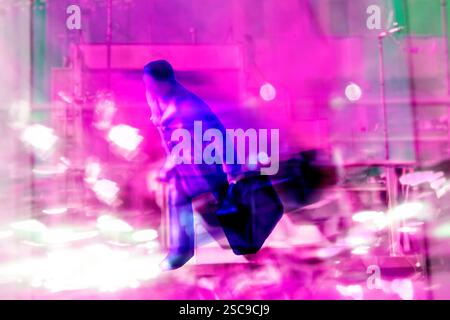 Uomo, viaggiatore, lavoratore, astratto, concetto. Foto Stock