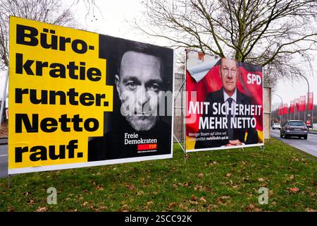 Dortmund, 6,2.2025: Wahlplakat zur Wahl zum 21. Deutschen Bundestag AM 23. Febbraio 2025. Plakate der Parteien FDP und SPD Foto Stock