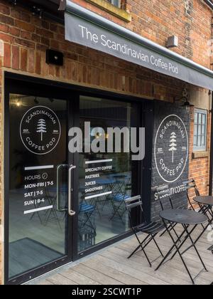 Cialda di caffè scandinavo, Food Docks, The Docks, Gloucester, Gloucestershire, Inghilterra, Regno Unito, Gran Bretagna. Foto Stock