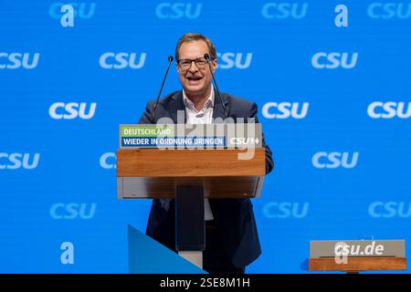 CSU - Kleiner Parteitag / Parteiausschuss, Nürnberg, 08.02.2025 Martin Huber MDL, Generalsekretär der CSU Nürnberg Dutzendteich Bayern Deutschland *** CSU Comitato del partito di piccole conferenze, Norimberga, 08 02 2025 Martin Huber MDL, Segretario generale della CSU Norimberga Dutzendteich Baviera Germania 20250208-286A7556-M4000 Foto Stock